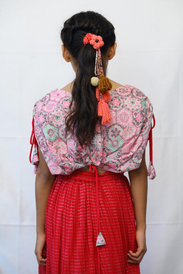 Tassel Tango Floral Band Hairpiece - Image 2